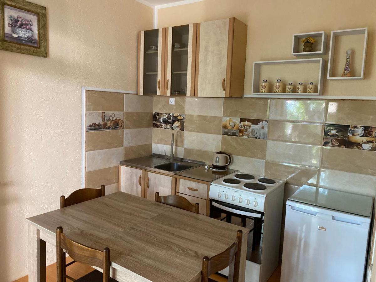 Luka Apartment Ulcinj Buitenkant foto