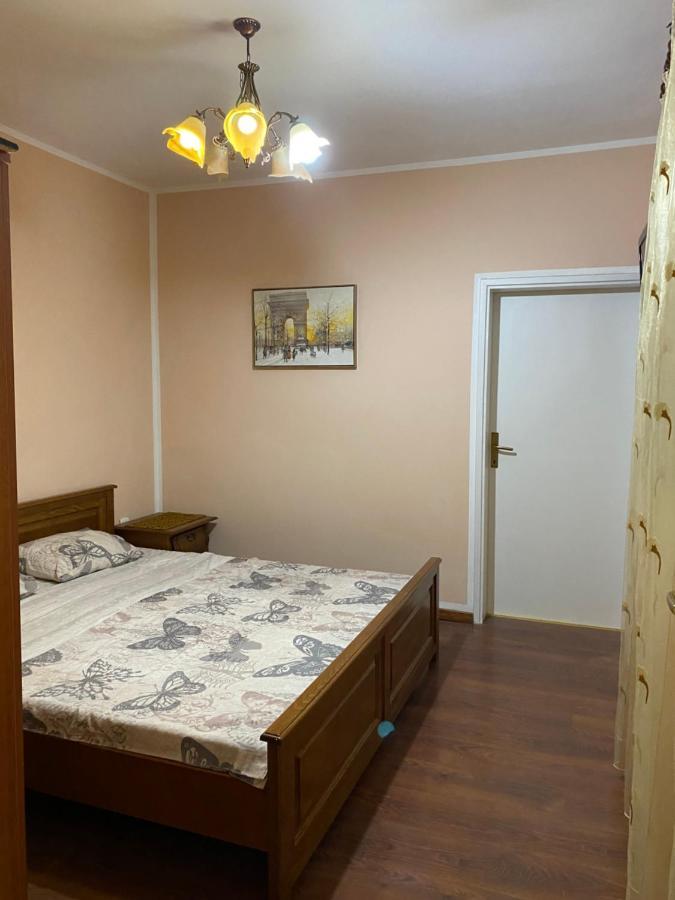 Luka Apartment Ulcinj Buitenkant foto